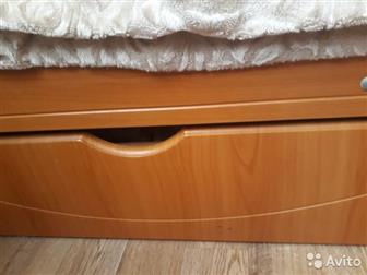 кровать 1,90*80 с двумя ящиками б/У в отличном состоянии, кровать очень хорошая и удобная (ребенок подрос) в Астрахани