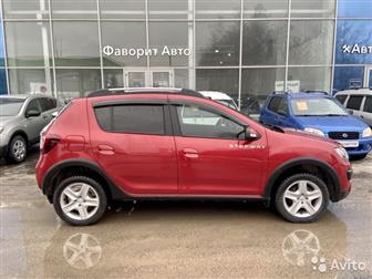   7, 9%  2- !  0%Renault Sandero Stepway 2015,  1, 6, (82 , , )       ,  