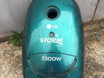   lg storm 1300 w /    