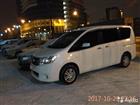 Nissan Serena 2.0CVT, 2012, 86000