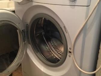    Indesit WIUN81  