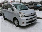 Toyota Voxy 2.0CVT, 2012, 120000