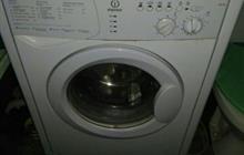   Indesit wisl102