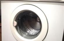   Indesit WN421WU