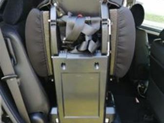    ,     isofix: /  