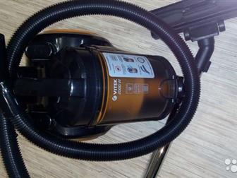 Пылесос без мешка для сбора пыли VITEK VT-8125 BK, циклонная система, в идеальном состоянии, в Кирове