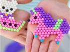   (aquabeads).   