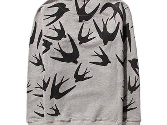  foto    Alexander McQueen Sweater With a Picture of Swallows 32367417  