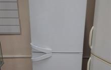  Indesit, ,  3 