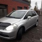 Nissan Tiida 1.5 AT, 2005, 