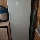   Indesit 271 L  