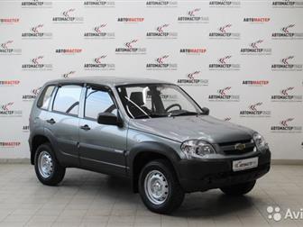  HYUNDAI,  TRADE,   5,  ,  56, 0  2015 Chevrolet Niva I  1, 7 80hp 4WD     