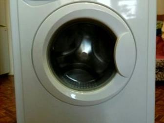   INDESIT WIUN 82 (CSI) / 1 ,   600 , ? 650 ,  323 ,  52,5 , ,   3,5 ,  