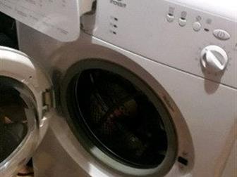   Indesit wiun 81 ()  3, 5,  800/,  A,   76, 15,  , ,   ()85x60x33,  