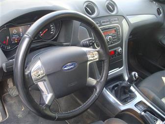  Ford Mondeo -- 