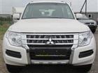  Mitsubishi Pajero - 