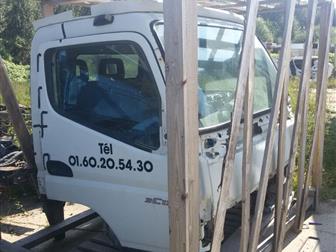     Mitsubishi Fuso Canter    2006  (/) 37215902  -