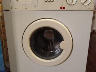   Indesit ()    ,      ,        ,    