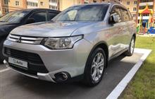 Mitsubishi Outlander 2.0CVT, 2014, 