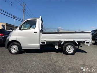 TOYOTA TOWNACE TRUCK DX    4WD              ,   