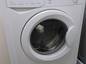   Indesit WIUN 81  ,  ,    800 /,     3,5 ,  34 ,   60 ,   85 ,   