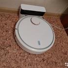 - Xiaomi Mi Robot Vacuum